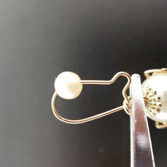 Faux Pearl and Gold Filigree Earrings Hook Beautiful and Delicate - Picture 4 of 6